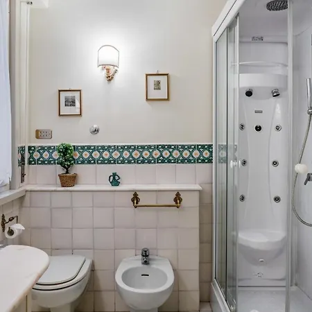Charming 2 Bed Flat Near Pamphili *